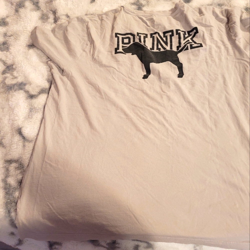 VS t shirt